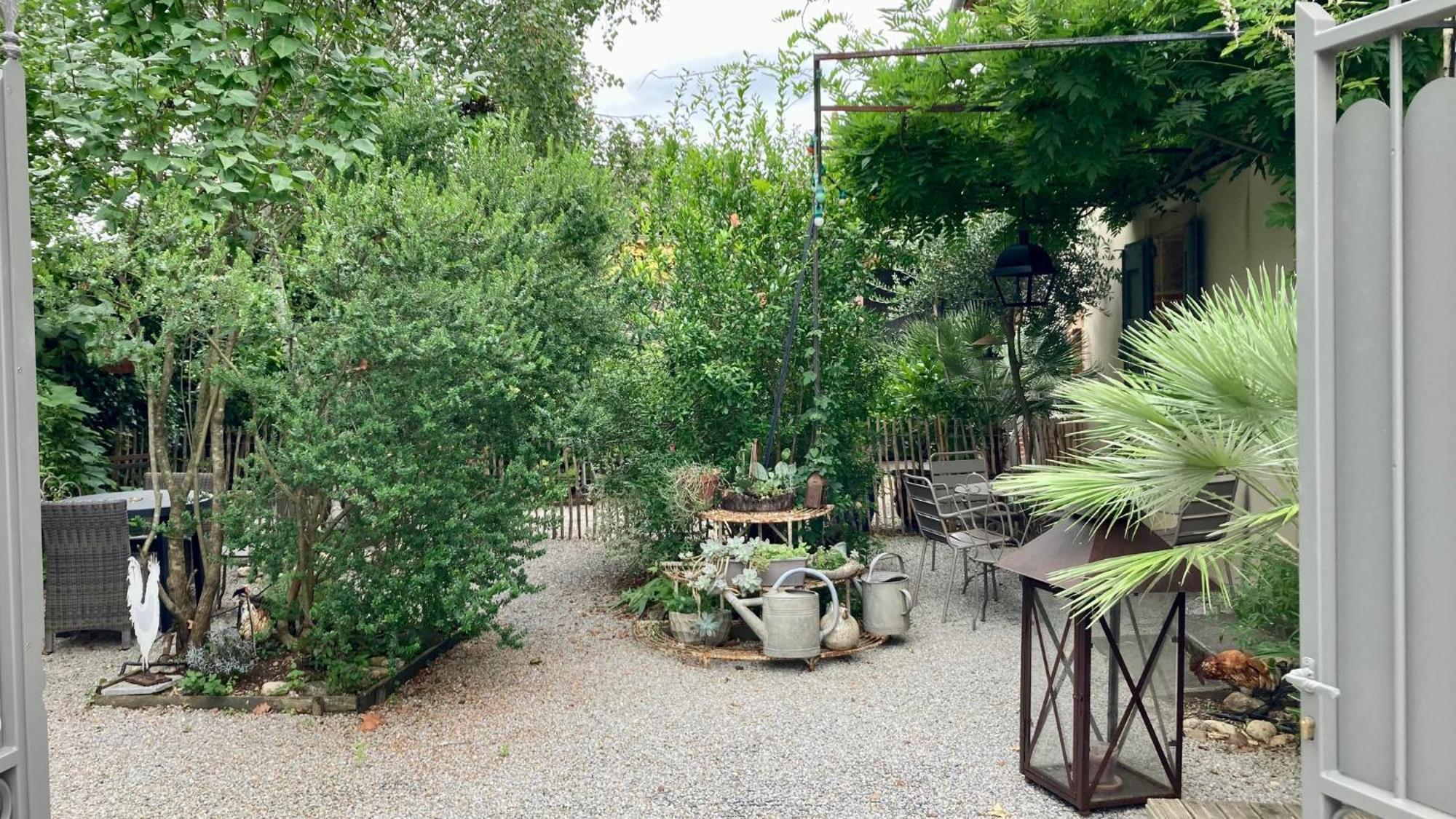 16 Bis-Gite-Hotel-Appartement Marssac-sur-Tarn エクステリア 写真