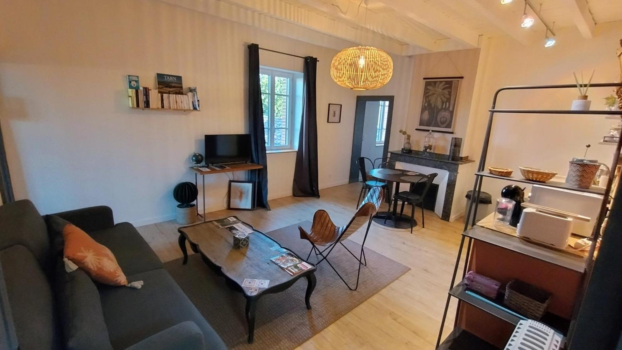 16 Bis-Gite-Hotel-Appartement Marssac-sur-Tarn エクステリア 写真